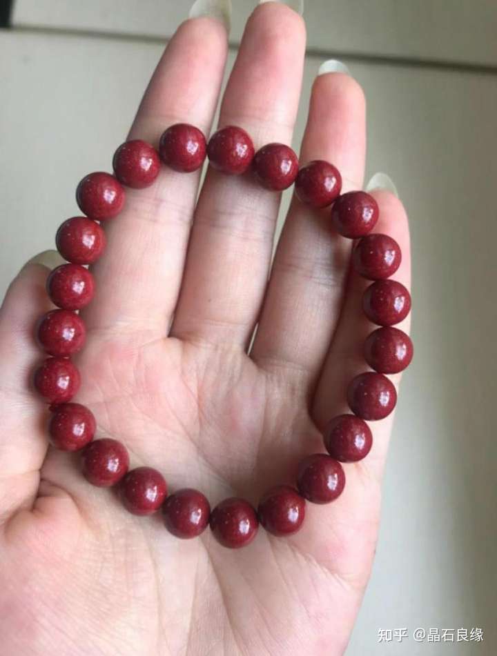 朱砂手链应该戴在左手还是右手?
