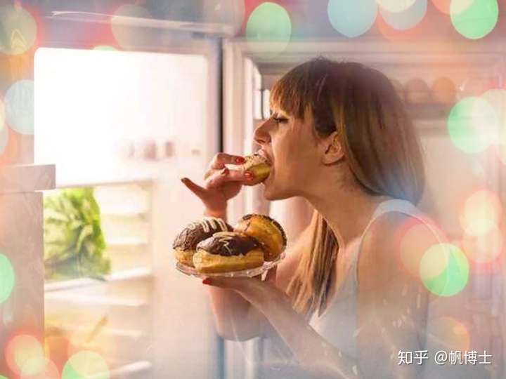 为什么我一直感觉想吃东西呢总觉得饿(╥ω╥`)?