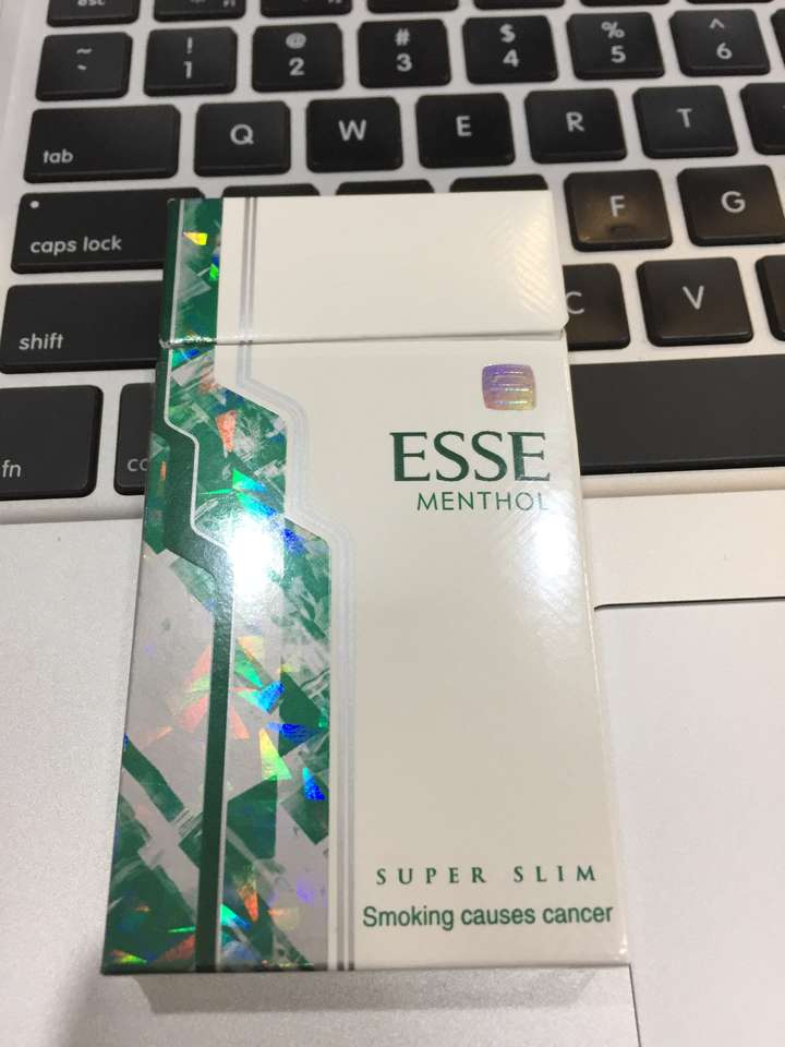 韩国的《esse香烟》,是女士香烟,男人吸的多了,会不会