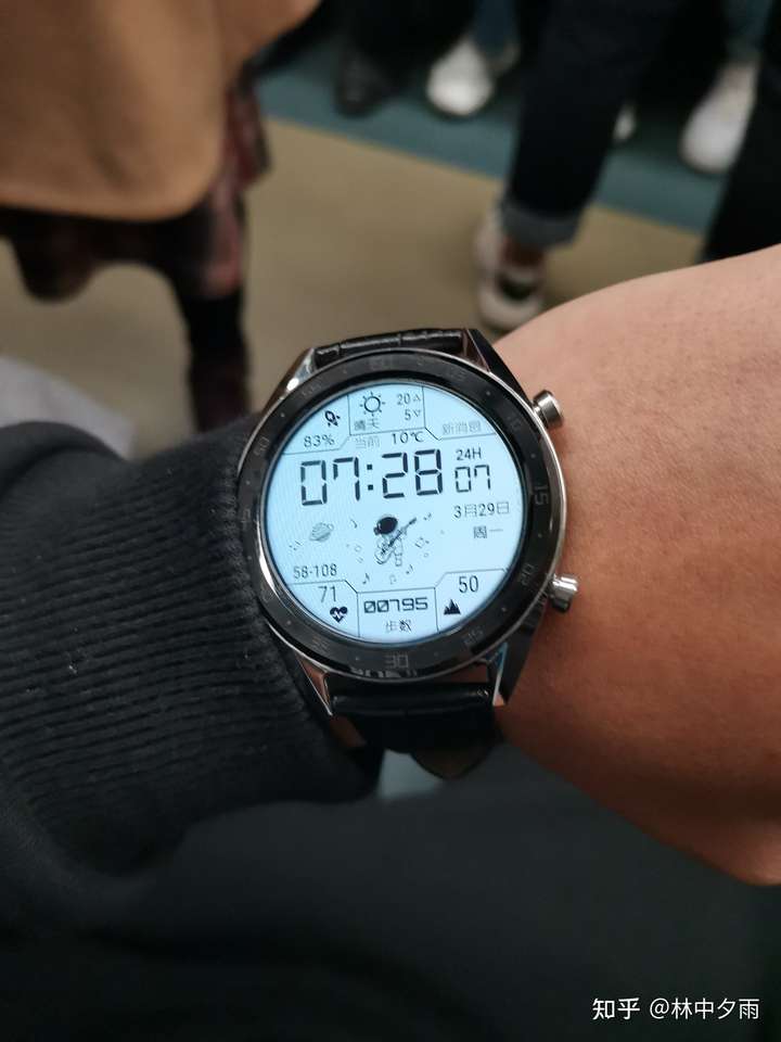 gt2pro屏幕,p20pro屏幕 现在是买华为 gt2 pro 还是等 gt3? - 知乎