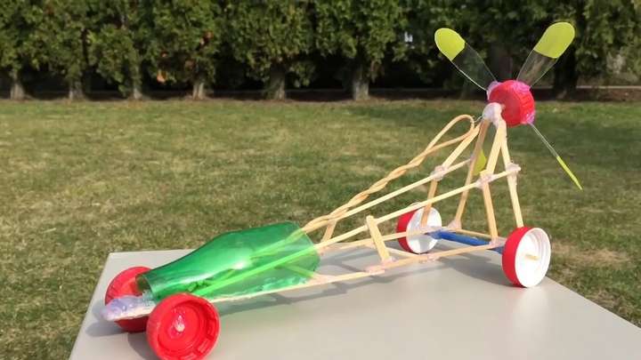 做一个橡皮筋动力的玩具小车,有啥好的设计?(就是咋样