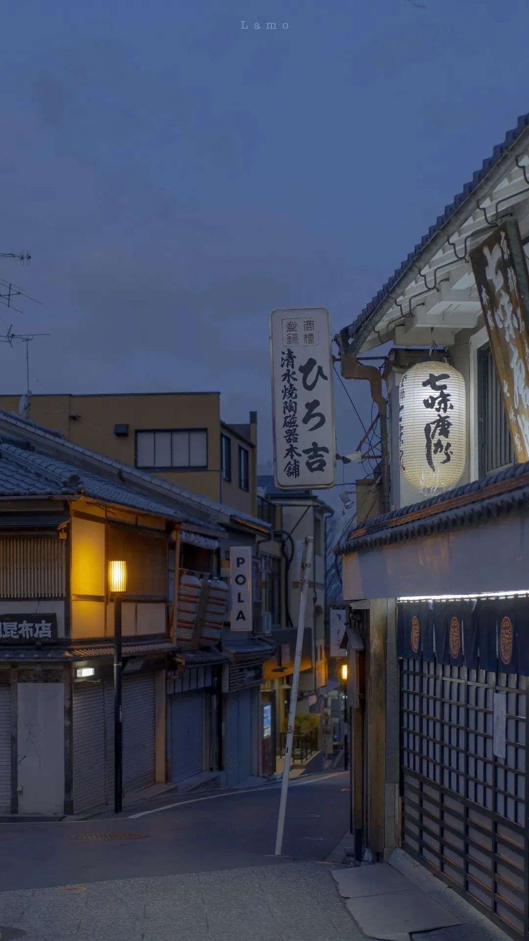 有哪些以日本的街道或者风景为背景的手机壁纸?