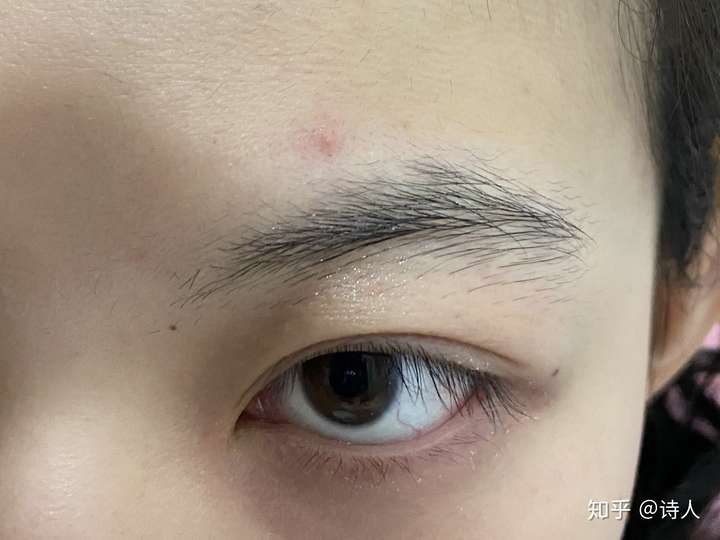 如何让眉毛变浓密