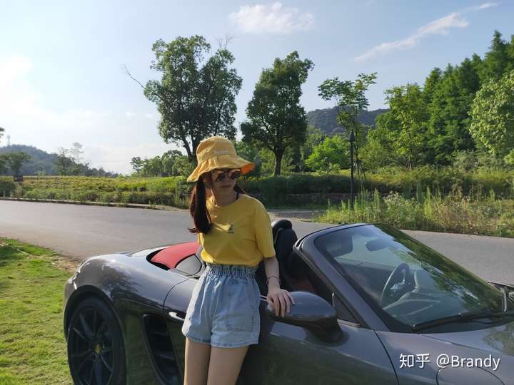 男生开保时捷718合适吗?