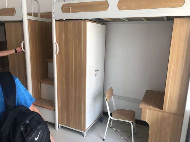 温州职业技术学院的宿舍条件如何?校区内有哪些生活设施?