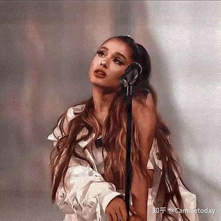 你们为什么喜欢a妹arianagrande