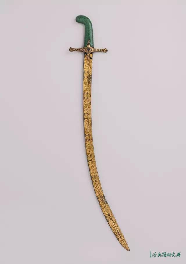 伊斯兰最著名的刀具是"弯刀",分为土耳其弯刀,波斯湾刀,短弯刀等.