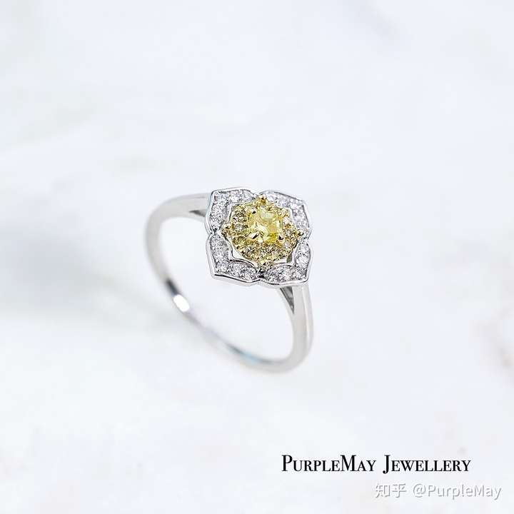 求推荐经典款式的戒指.希望主石是彩钻或宝石,不然就全24k金材质.