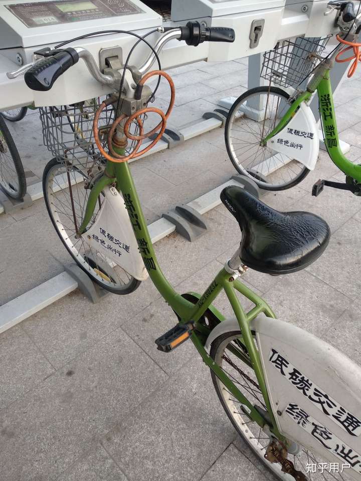 自行车及自行车桩