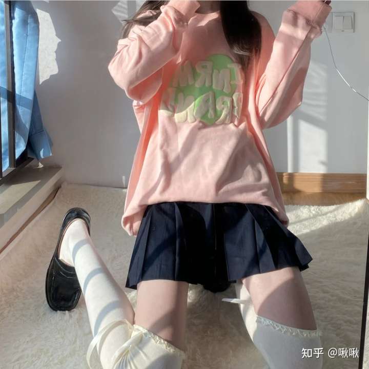 你见过最可爱的女生白袜子是怎么样的