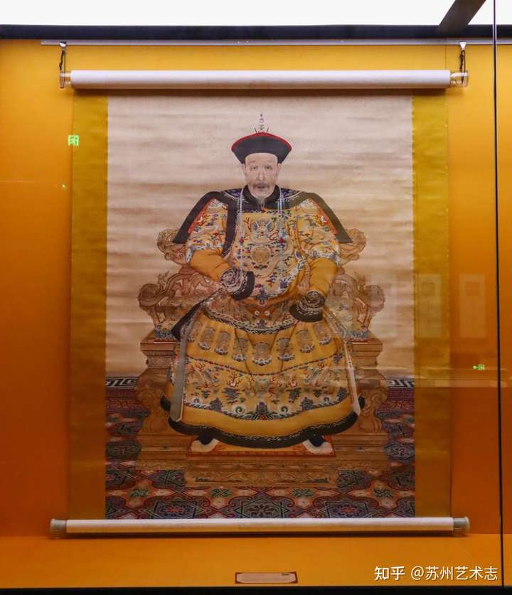 乾隆皇帝朝服像轴(绢本设色)清乾隆(1736-1795) 故宫博物院藏