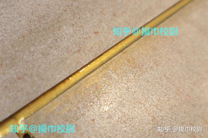 题主你看我用的这个颜色如何,是香槟金的颜色,搭配米色瓷砖.