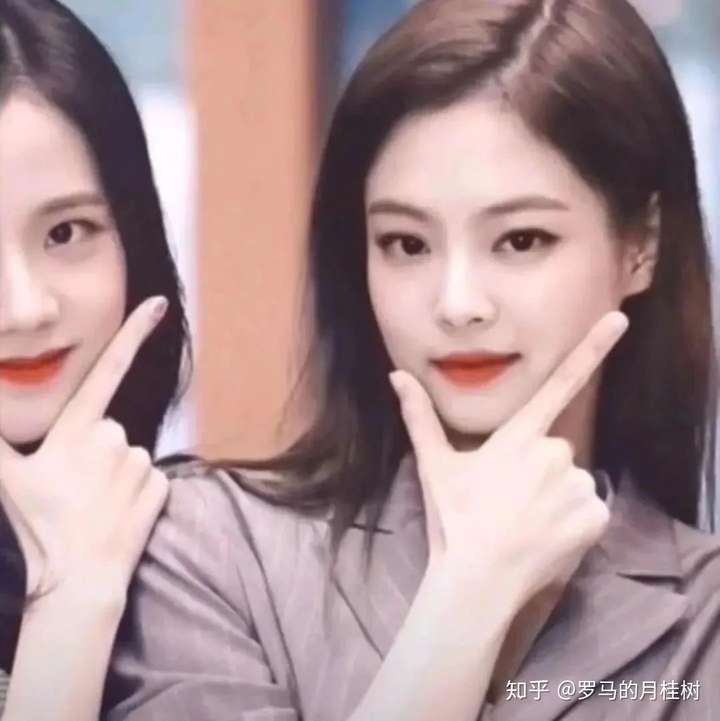 有jisoo和jennie的美照吗?