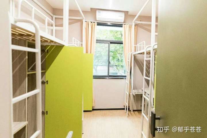 上海师范大学的宿舍条件如何?校区内有哪些生活设施?