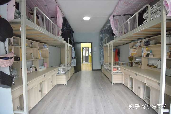 单招报考的四川长江职业学院,想看一下长江的宿舍,各位学长学姐有照片