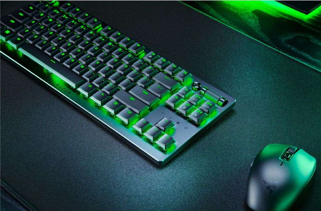 razer雷蛇 的想法#razer新品 符合人体工程学的矮轴设计