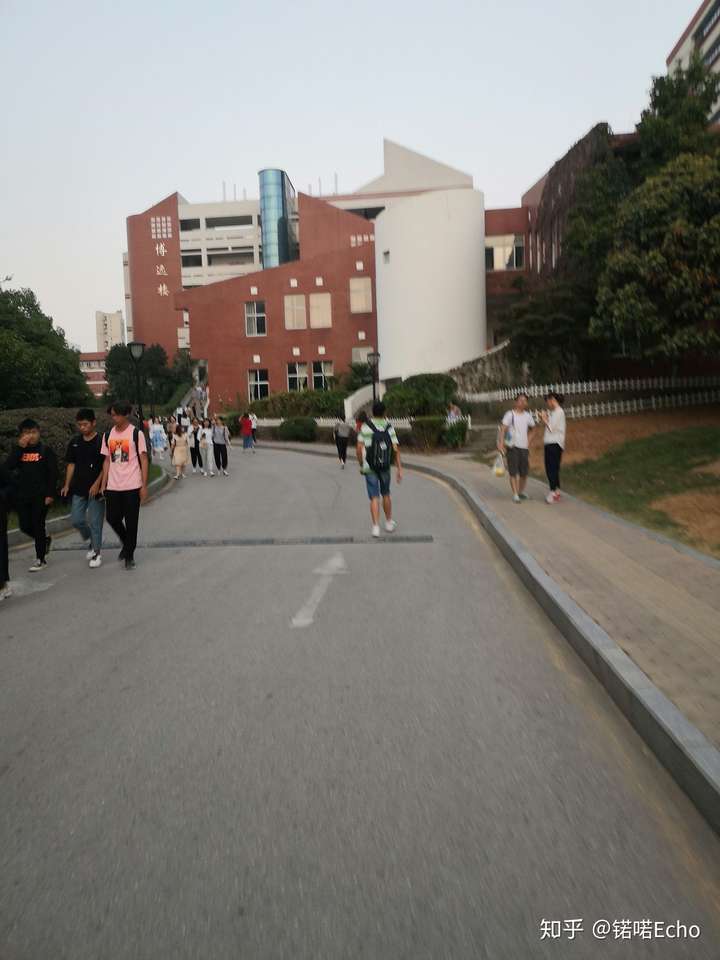 在南京特殊教育师范学院就读是什么体验?