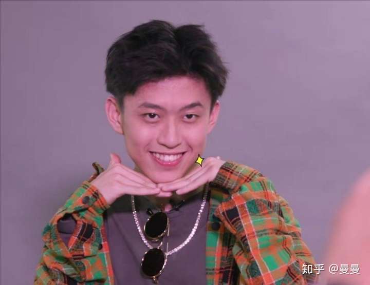 rich brian帅气图片,richbrian照片头像 rich brian在说唱新世代有哪些奶帅的图片?