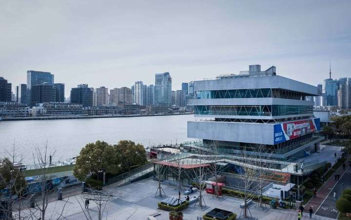 艺仓美术馆原为上海煤运码头旧址处的煤仓 随着后工业时代城市功能的