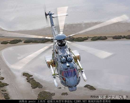 ec725 欧洲的ec725军用直升机,最大可搭载19名乘员 2名飞行员 1名空中