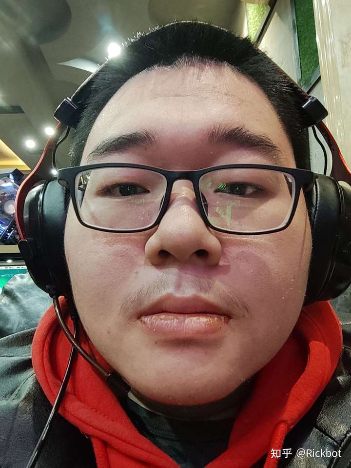 长得丑的男生到底有多惨?