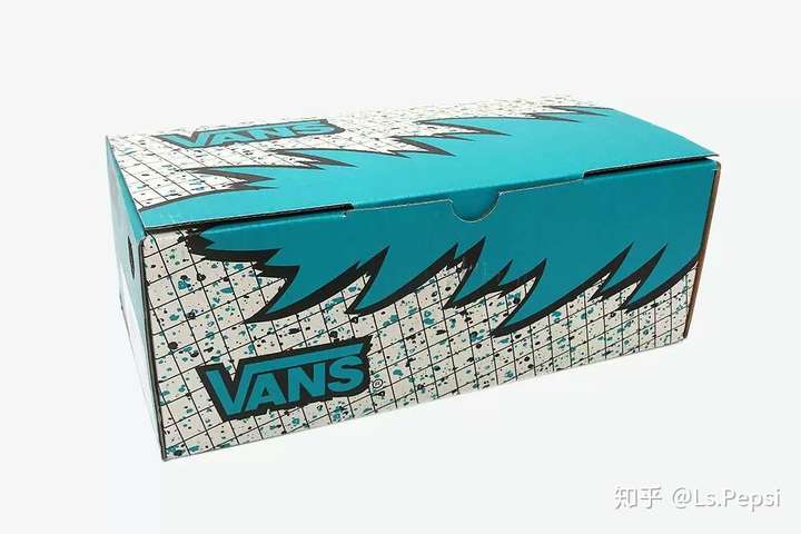 这是这一款糖果jp的鞋盒 鞋盒也比较硬 印花比较酷炫  vans鞋内部