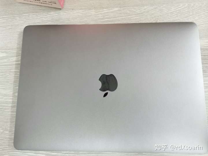 2021年买macbook pro 2017款15寸值得吗?