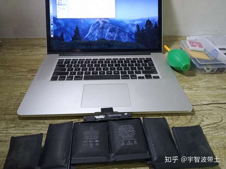 17款macbook 12寸 用了3年,电池不行了,是去换个电池还是入新的mac