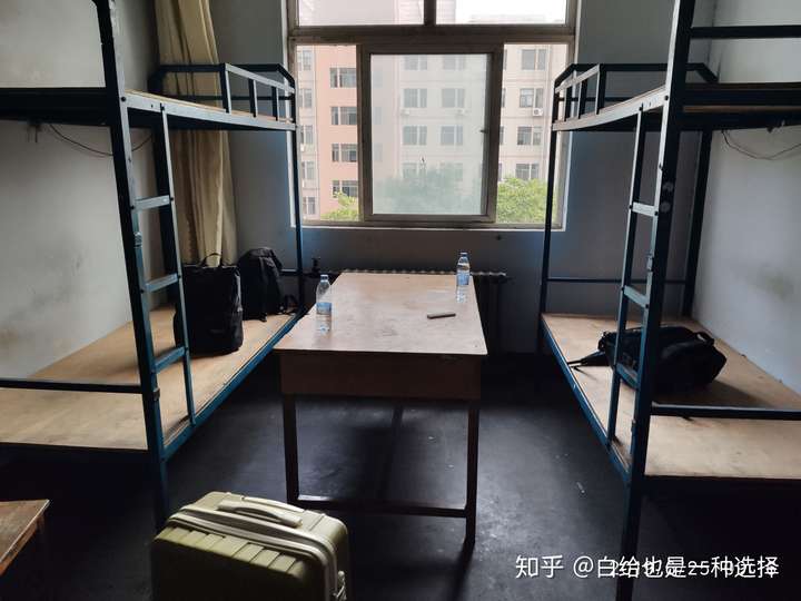 德州学院和滨州学院哪个学校宿舍条件好一些呢?