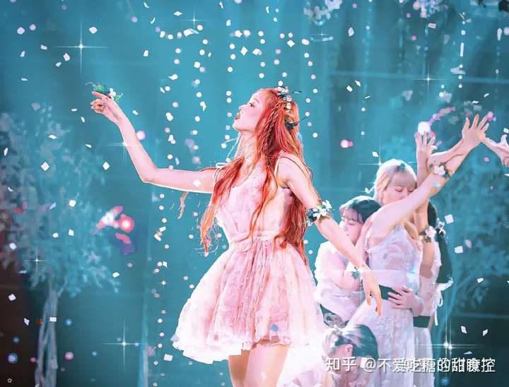 oh my girl刘是我yooa《bon voyage(森林之子)》一键换装混剪-哔哩
