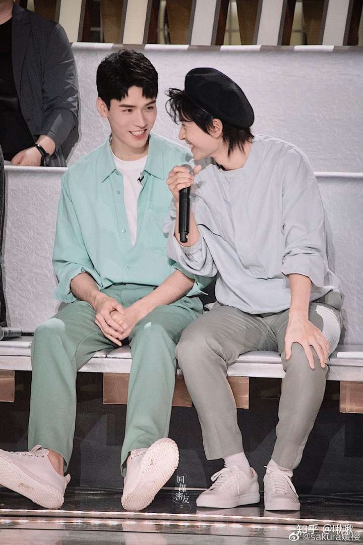 怎么看待《我的女演员》中龚俊和张哲瀚的互动?