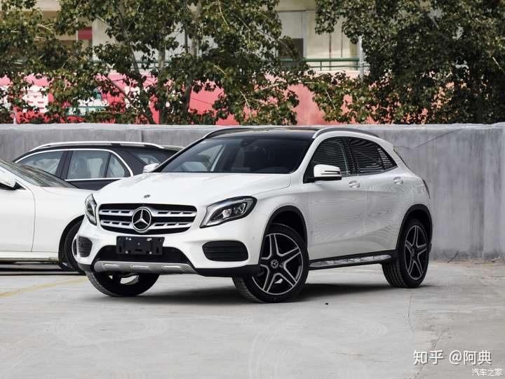 奔驰gla180报价,奔驰gla180180l 新款奔驰gla180落地26万值得买吗?