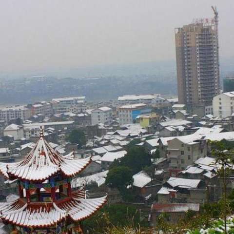 辰溪县隶属于湖南省怀化市,位于湖南省西部,怀化市北部,辰水之畔.