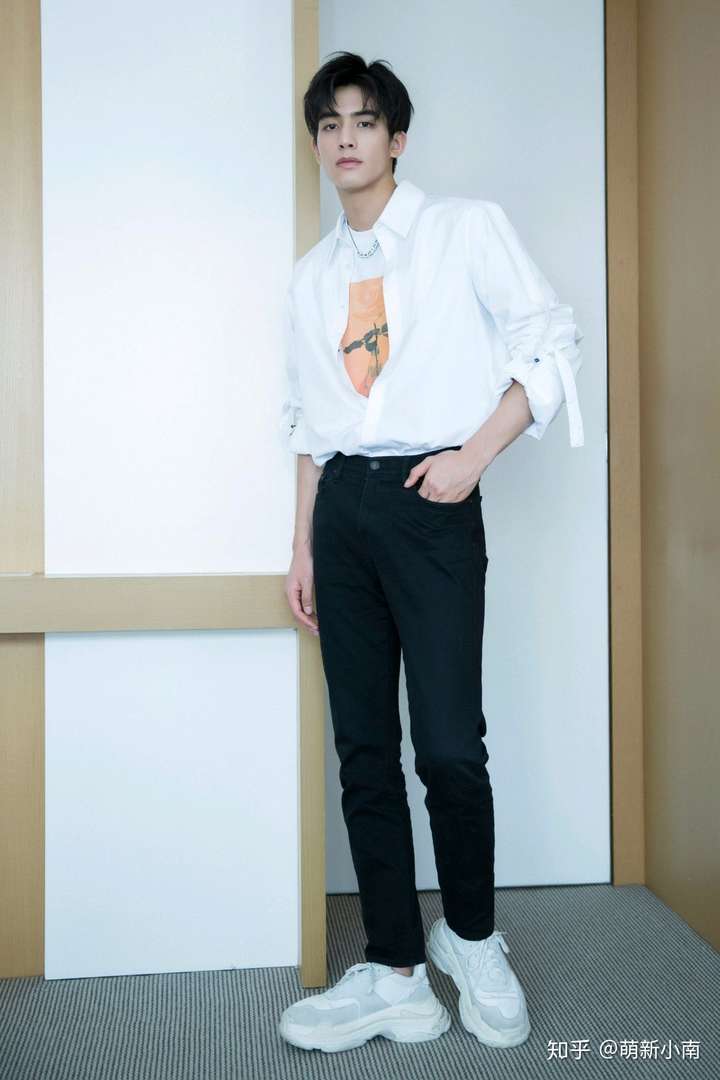 你认为最好看的男明星是谁?