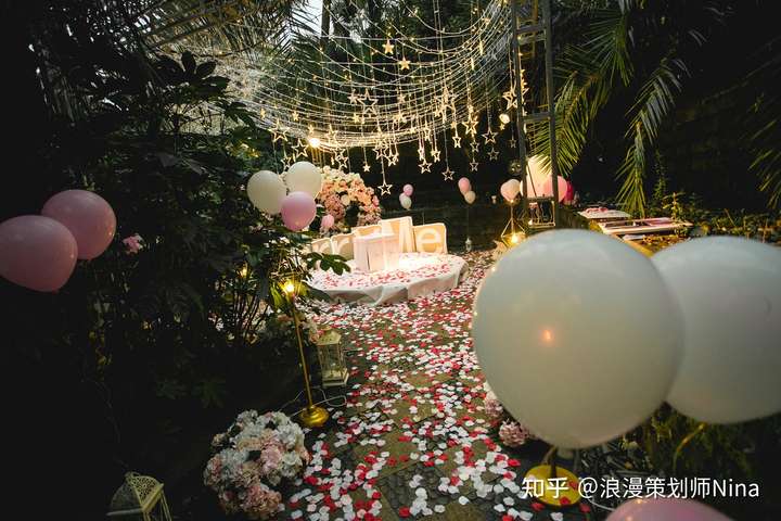 如何策划一个非常棒的求婚现场?