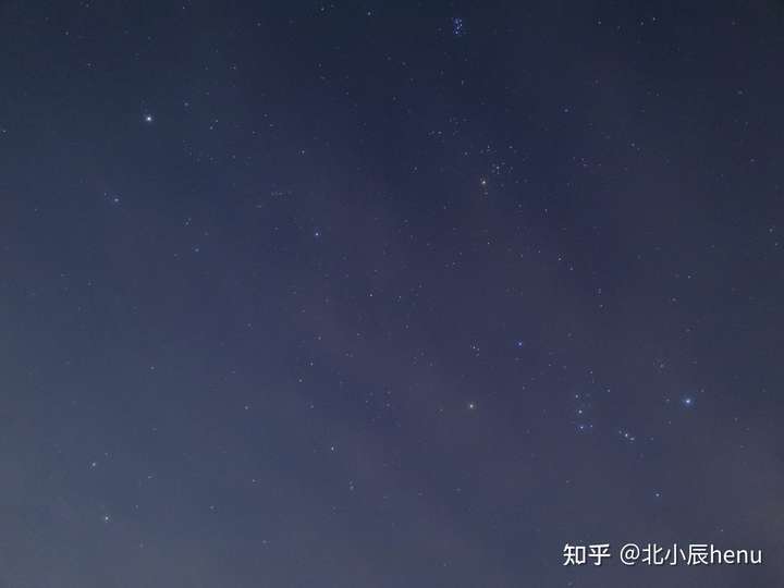 观察过光遇遇境夜空上的星星,得出的结果就是和现实中的星空并不一样