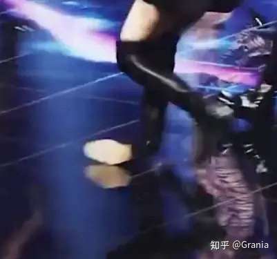 喻言因为摔倒受伤缺席抖音舞台,喻言粉丝怎么想?