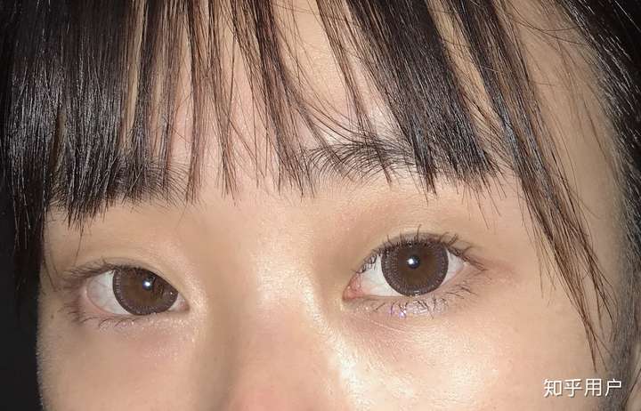 单眼皮的姑娘化妆是先贴眼皮贴还是先画眼影?有没有推荐好用的眼皮贴?