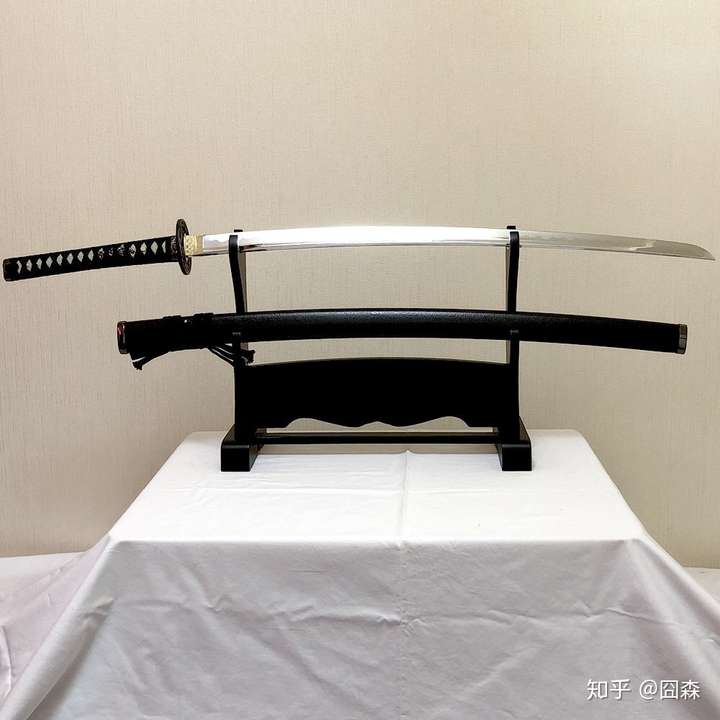 武士刀细,而中国砍刀大,是因为日本资源缺乏吗?