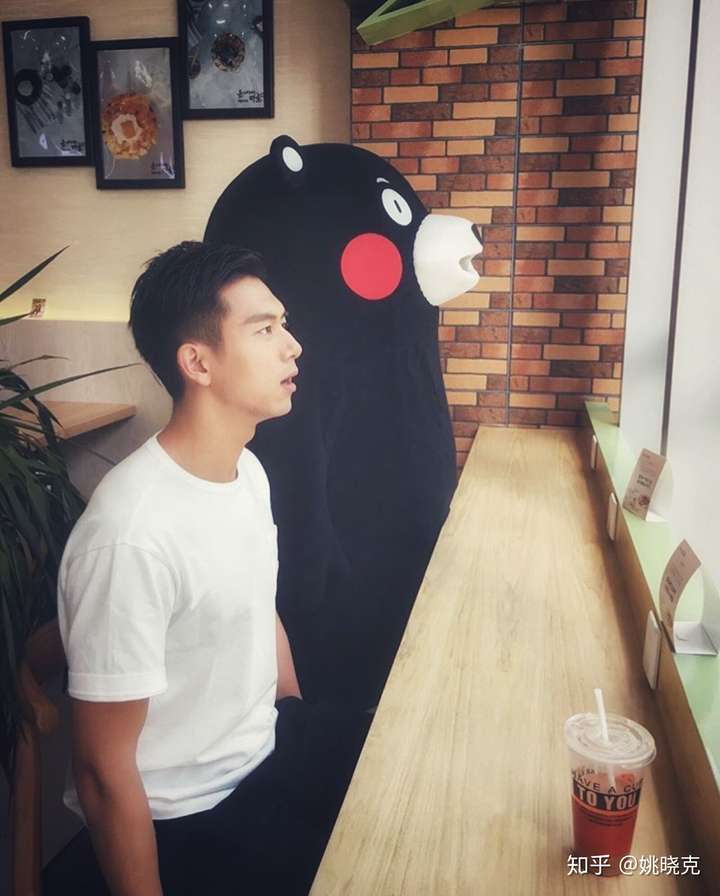 李现有几岁?