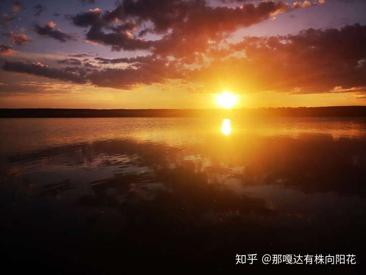 你手机里有哪些朝阳或晚霞的照片分享吗?