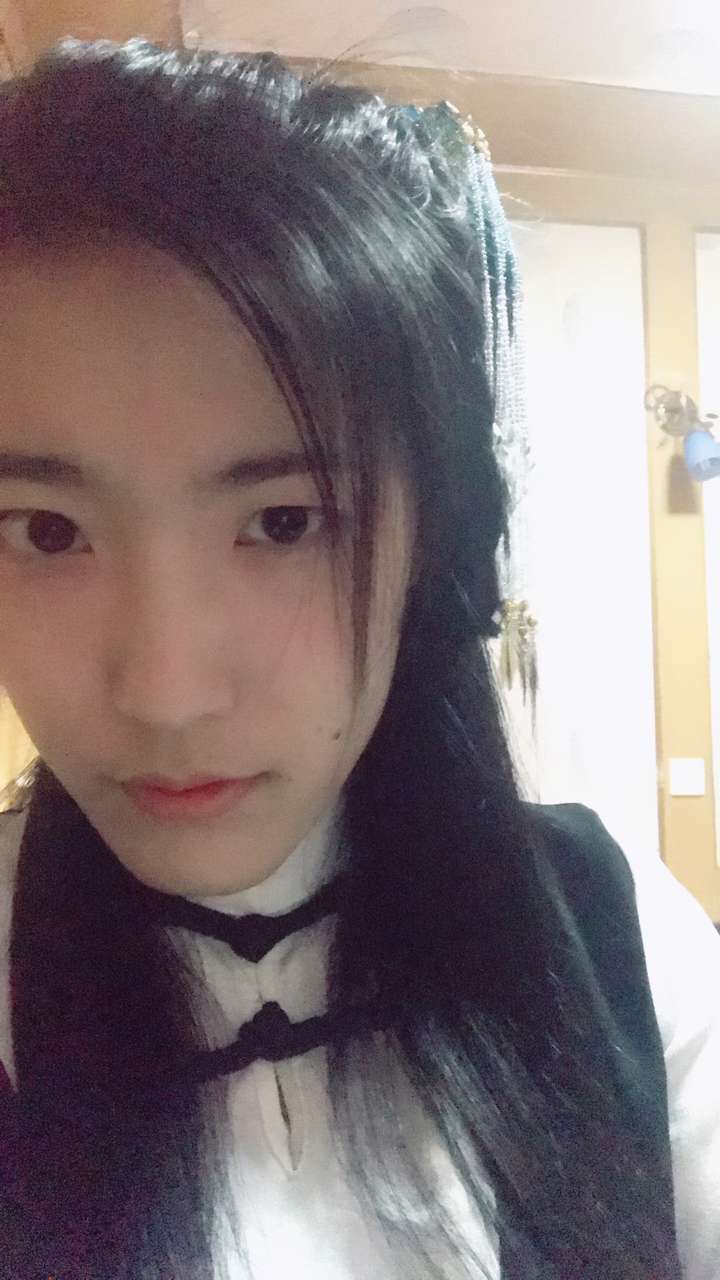 女孩子长得像男孩子是什么体验?