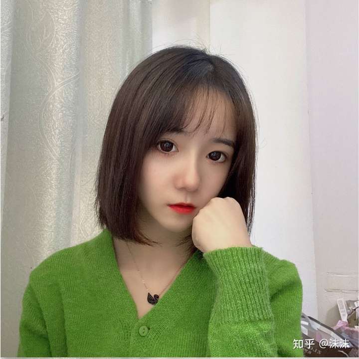 23岁女生有什么好的护肤品和化妆品推荐?
