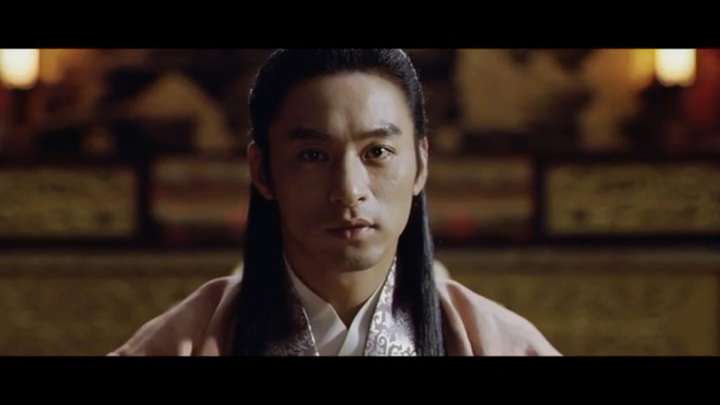 怎样评价《霜花店》?