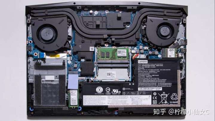 y7000p 2020拆机图解,y7000p2020款拆机图 图为联想y7000p低配版拆机内部构造图