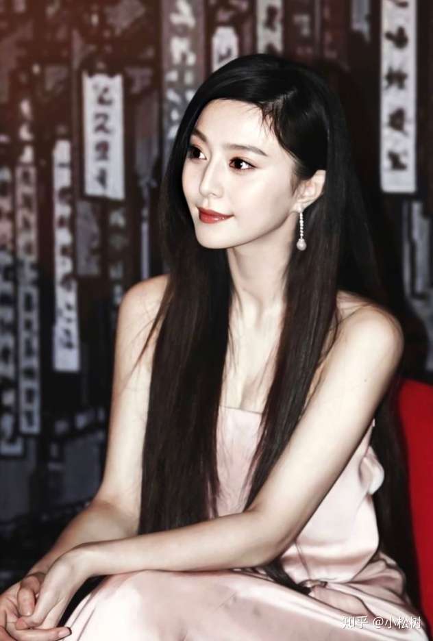 大家认为女明星里的颜值天花板是谁?