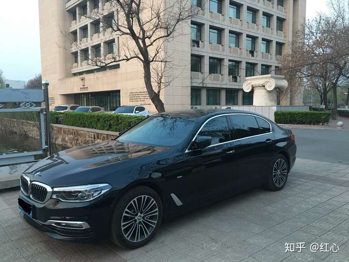 全新奔驰 e300l 和宝马 530li 选哪个更好?