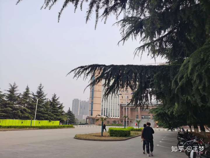 在河南工程学院就读是什么体验?