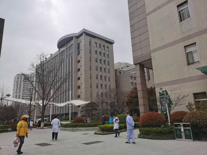 为什么南京军区总医院差评这么多?