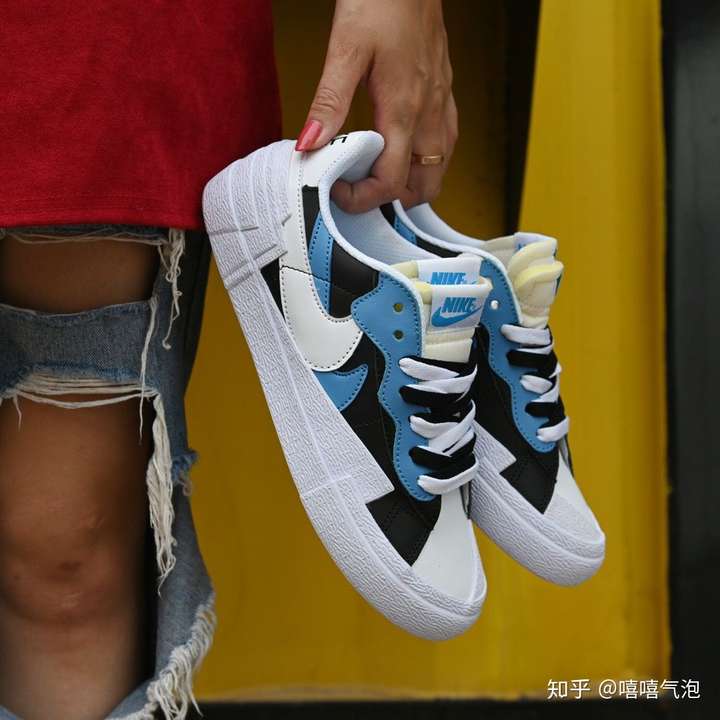 sacai x nike blazer mid解构有低帮吗?